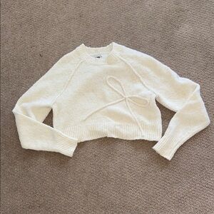 American Eagle Outfitters White Crew Neck Sweater